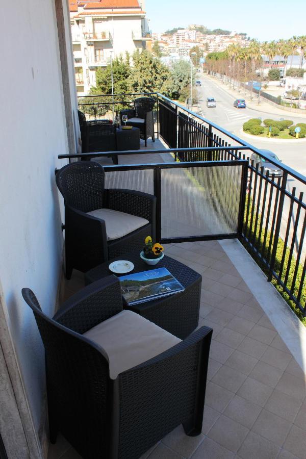 Bed and Breakfast Cilentosia Agropoli Exterior foto